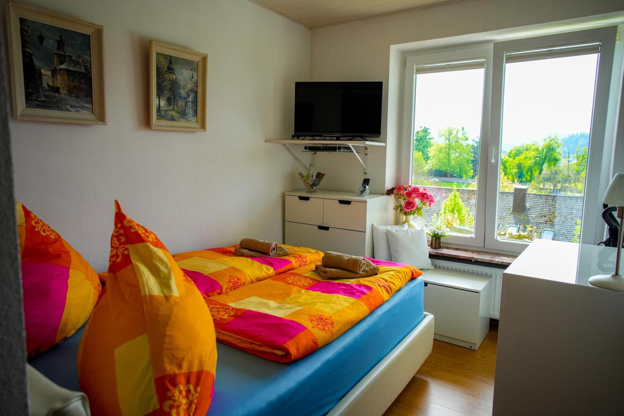 Gemuetliche Im Herrenhaus Apartamento